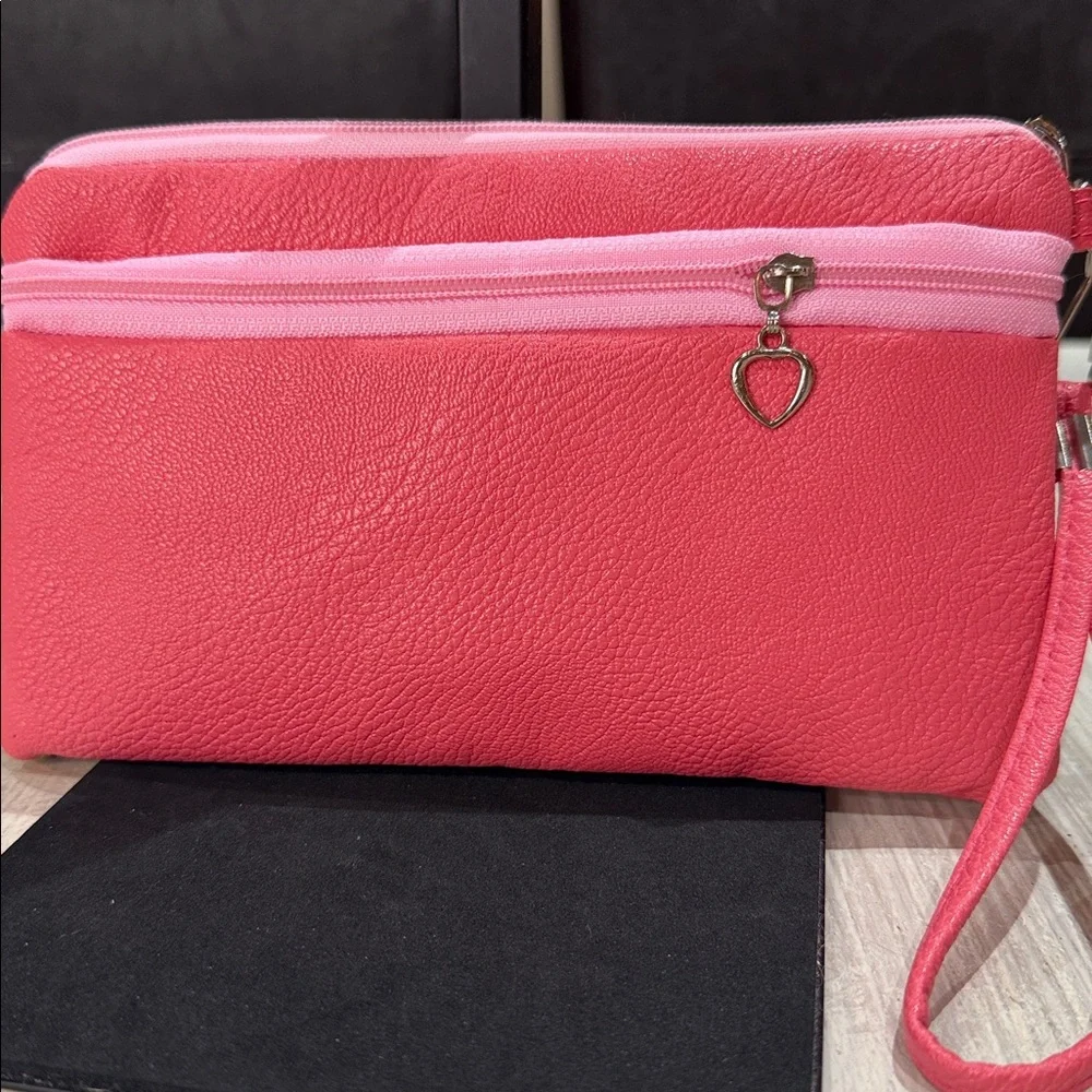 Pink Clutch with Giraffe and Bird Design